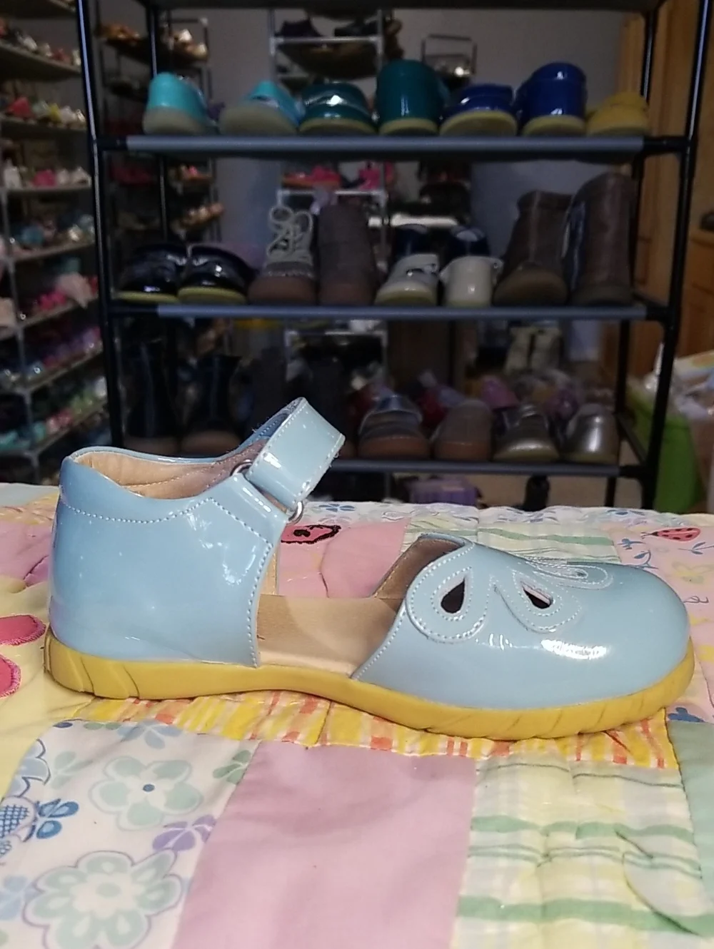 Livie & Luca Light Blue Patent Leather  Petals Mary Jane Shoes Wavy Sole Size 12